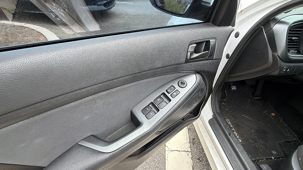 slide-image