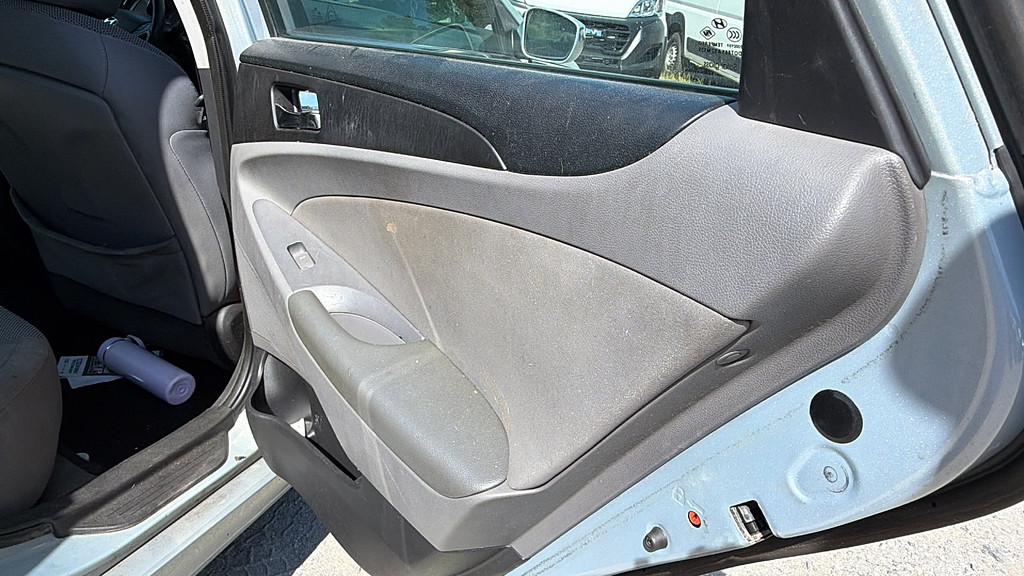 slide-image