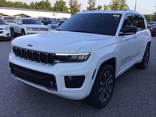 Thumbnail - 2023 Jeep GRAND CHEROKEE