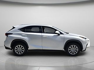 Thumbnail - 2020 Lexus NX