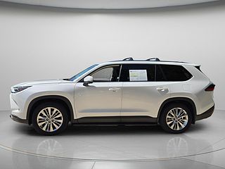 Thumbnail - 2025 Toyota Grand Highlander