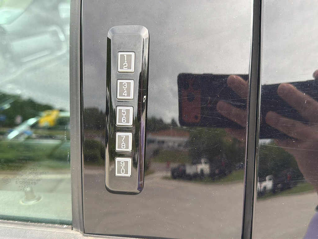 light-box-slides