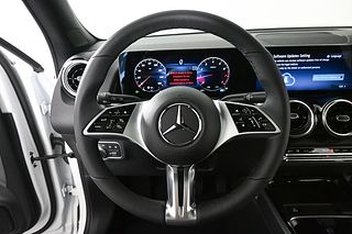 Thumbnail - 2026 Mercedes-Benz GLB