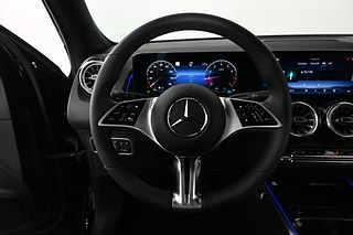 Thumbnail - 2026 Mercedes-Benz GLB