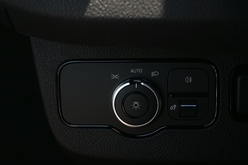 light-box-slides
