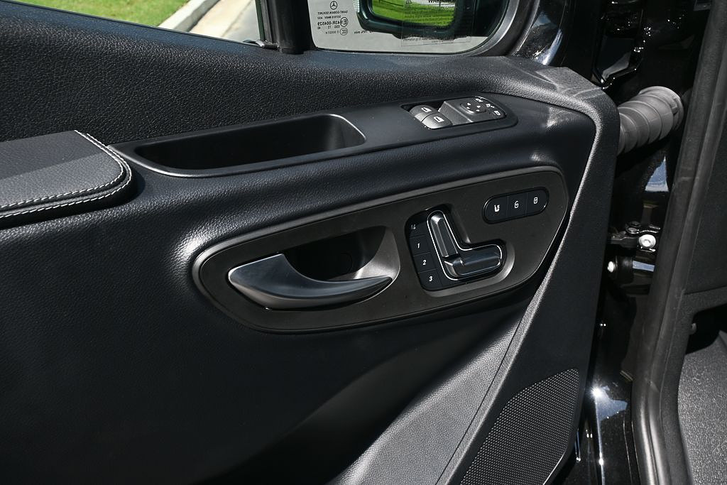 light-box-slides