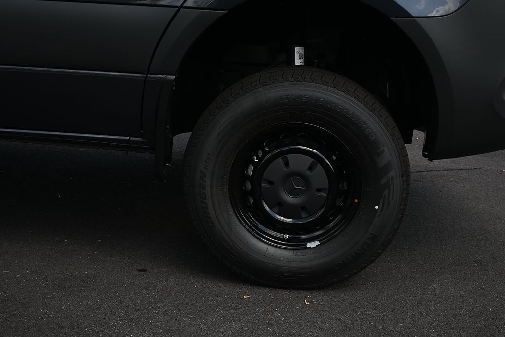 slide-image