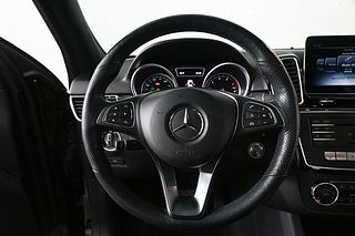 Thumbnail - 2017 Mercedes-Benz GLE
