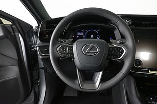Thumbnail - 2024 Lexus RZ