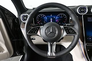 Thumbnail - 2026 Mercedes-Benz GLC