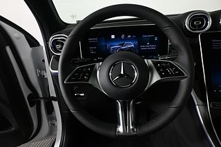 Thumbnail - 2026 Mercedes-Benz GLC
