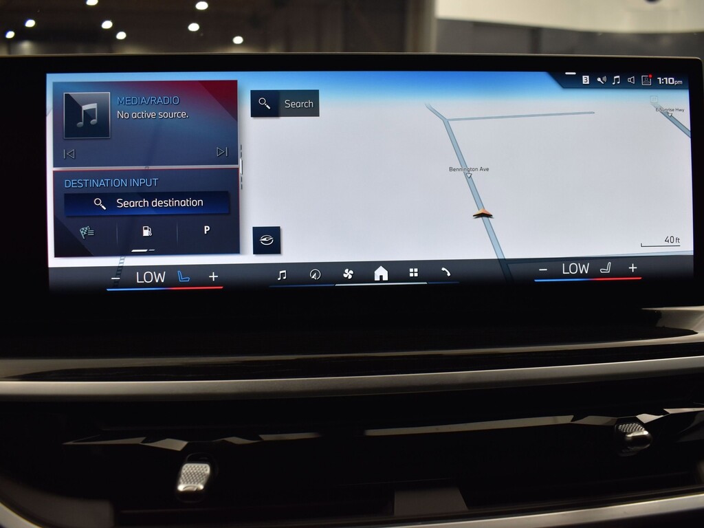 image-10 2024 BMW X6