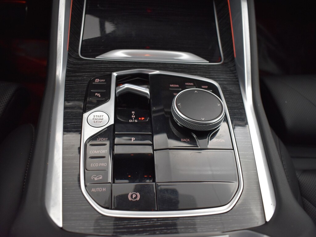 image-11 2024 BMW X6