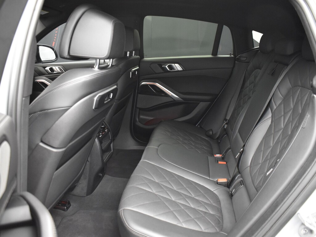 image-13 2024 BMW X6