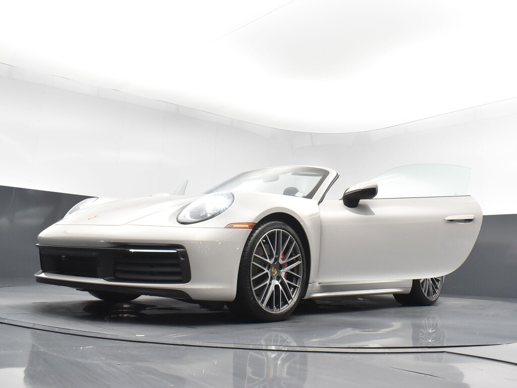 image-35 2023 Porsche 911