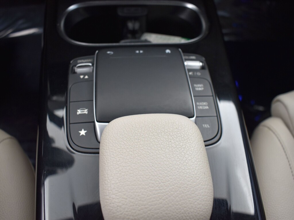 image-9 2022 Mercedes-Benz A-Class