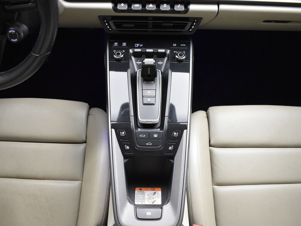 image-16 2022 Porsche 911