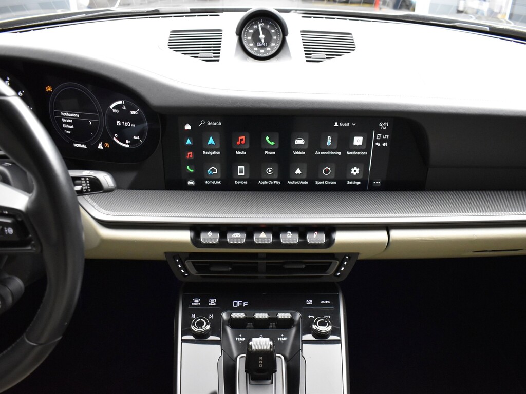 image-18 2022 Porsche 911