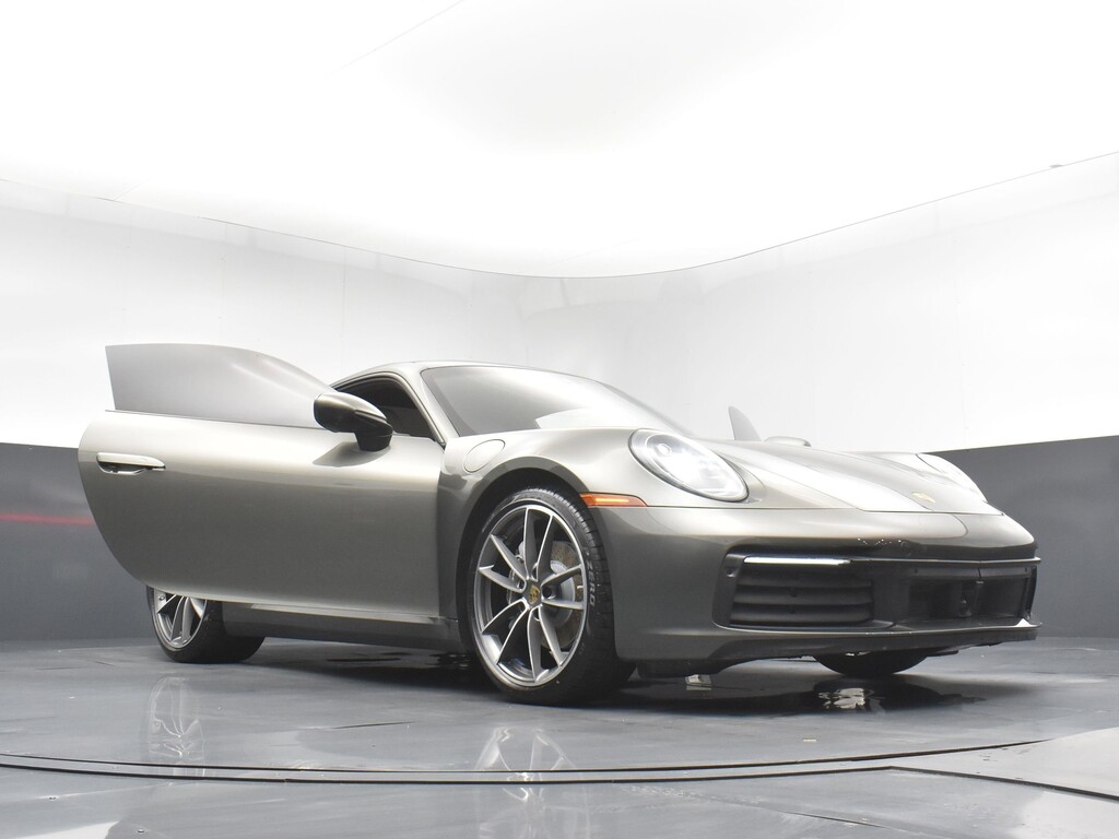 image-35 2022 Porsche 911