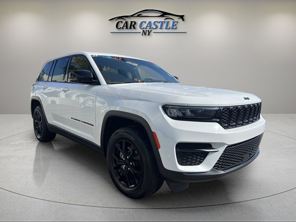 image-3 2024 Jeep Grand Cherokee