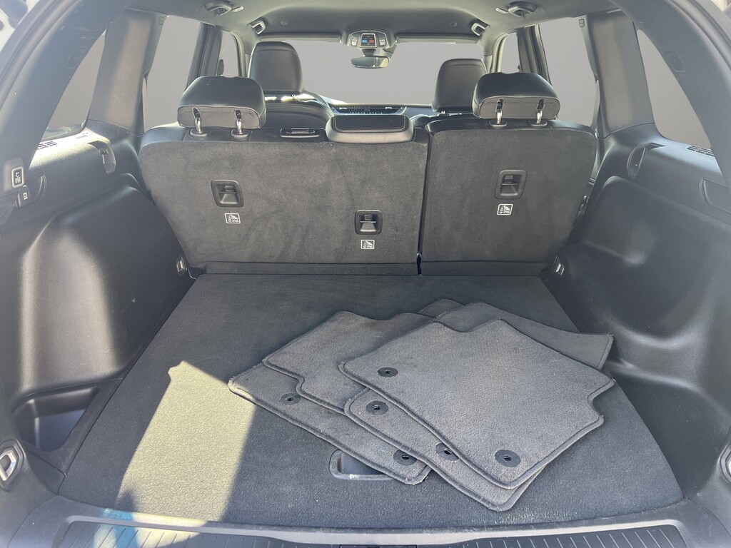 image-21 2024 Jeep Grand Cherokee