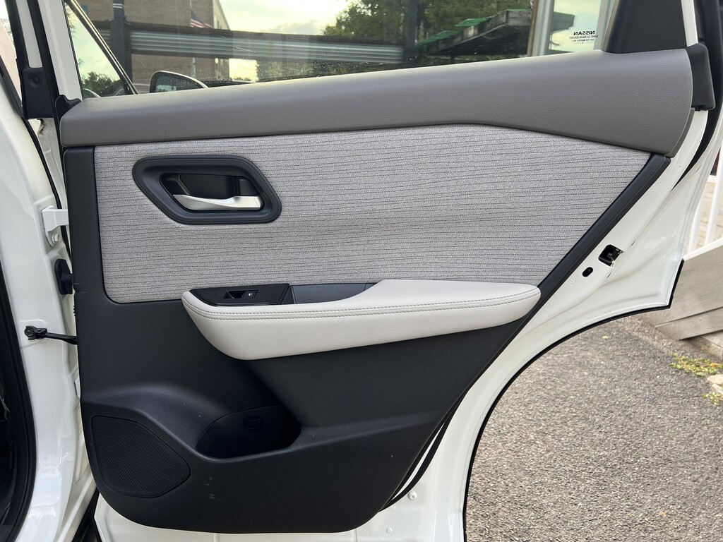 image-39 2023 Nissan Rogue