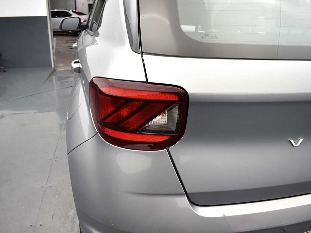 image-6 2023 Hyundai Venue