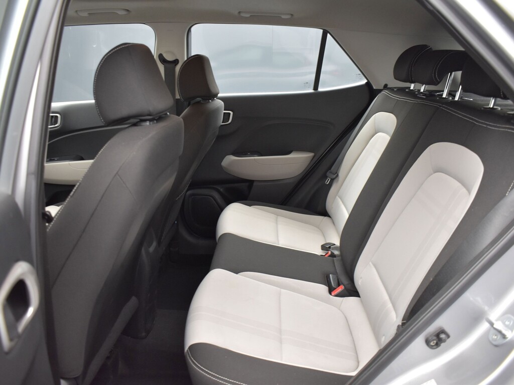 image-14 2023 Hyundai Venue