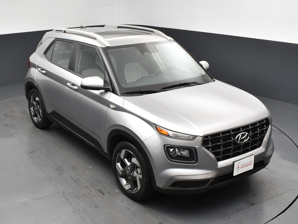 image-19 2023 Hyundai Venue