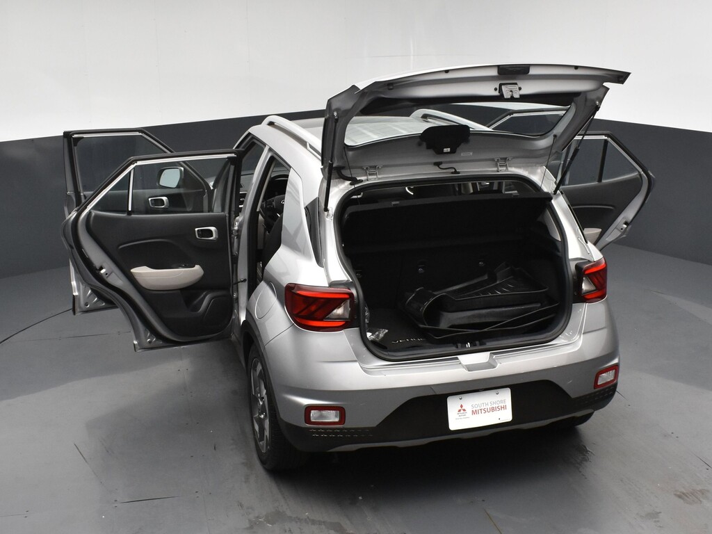 image-25 2023 Hyundai Venue