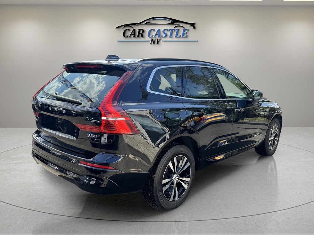 image-7 2023 Volvo XC60