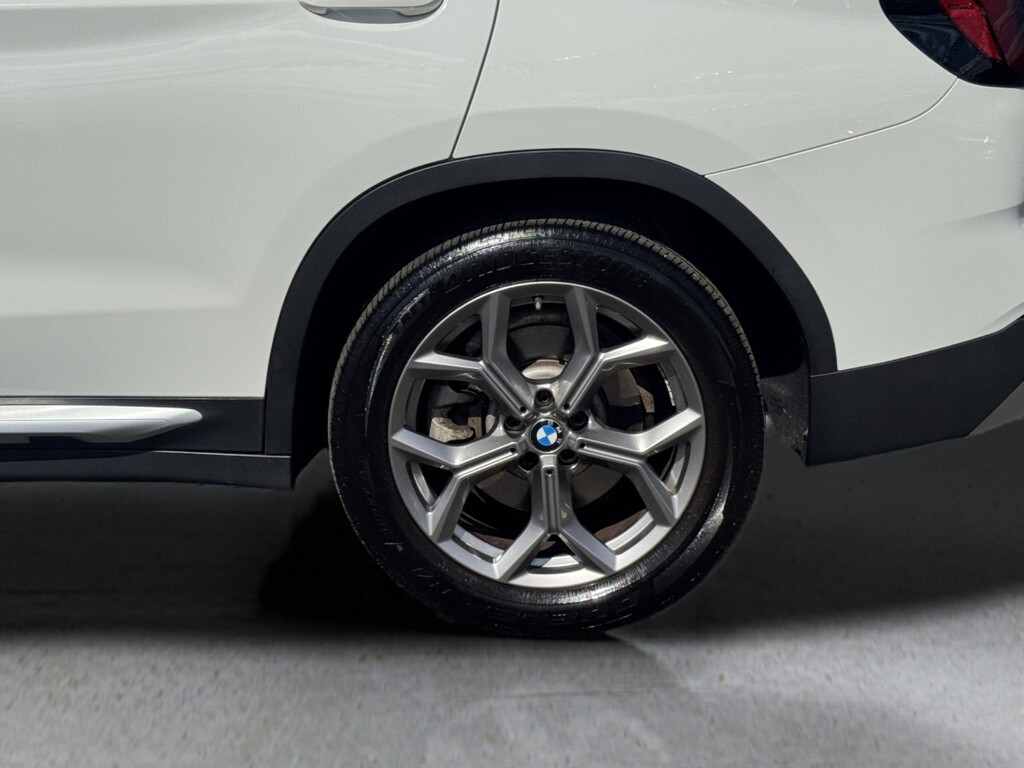 image-13 2022 BMW X3