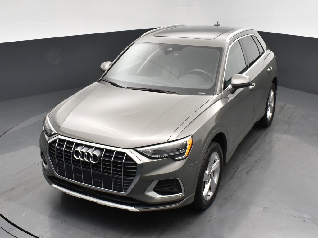 2021 Audi Q3 Located at South Shore Mitsubishi light-box-slides