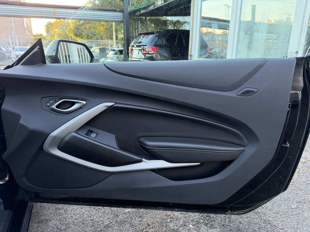 image-38 2023 Chevrolet Camaro