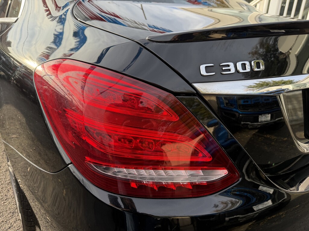 image-15 2017 Mercedes-Benz C-Class