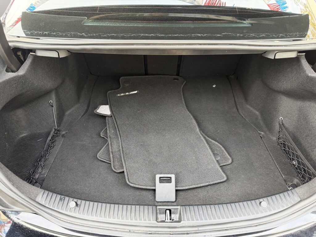 image-21 2017 Mercedes-Benz C-Class