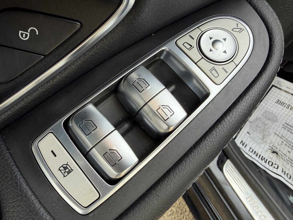 image-28 2017 Mercedes-Benz C-Class