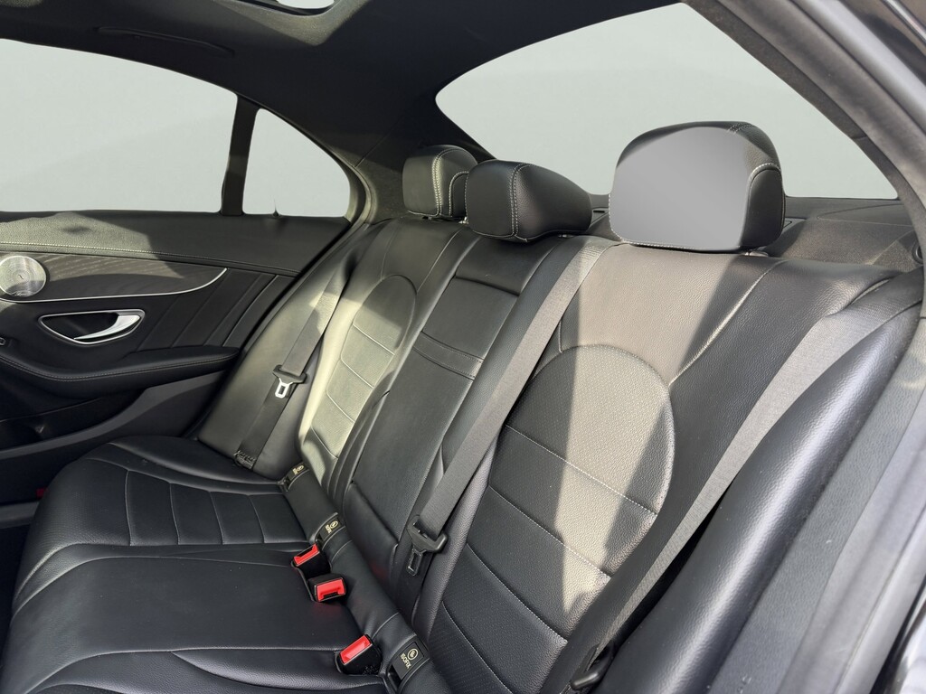 image-36 2017 Mercedes-Benz C-Class