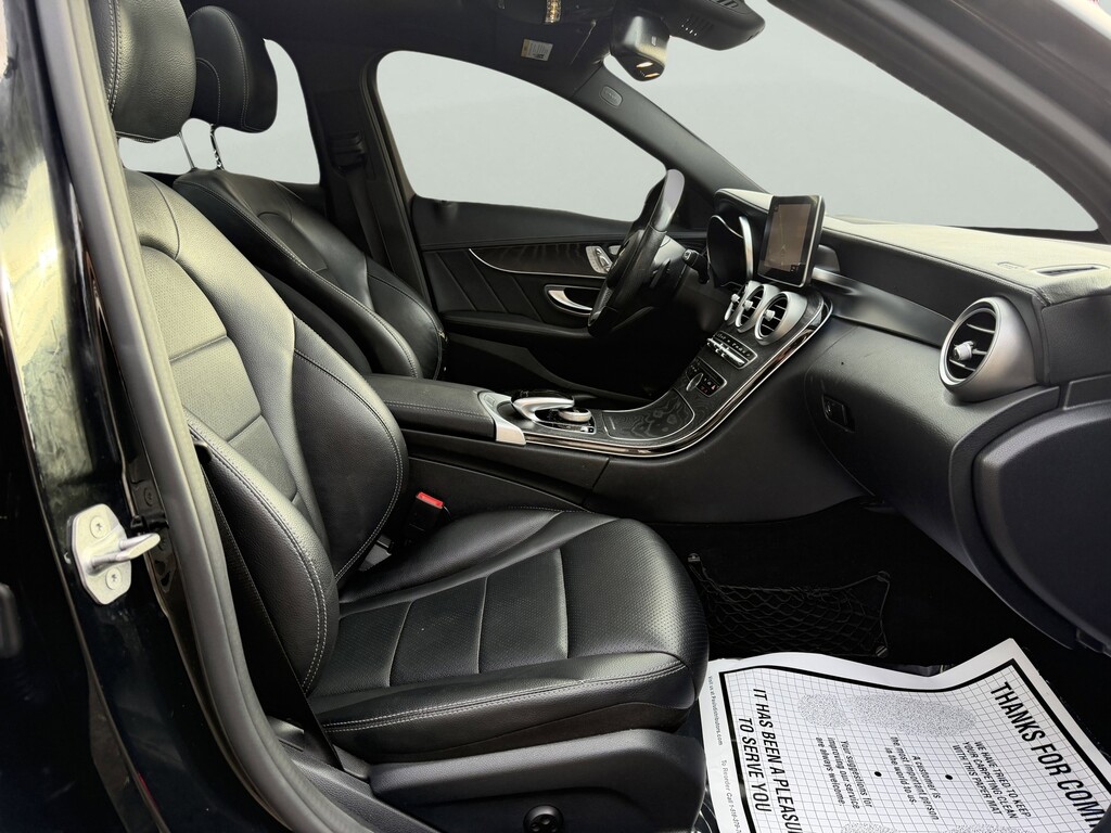 image-41 2017 Mercedes-Benz C-Class