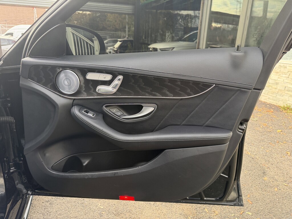 image-44 2017 Mercedes-Benz C-Class