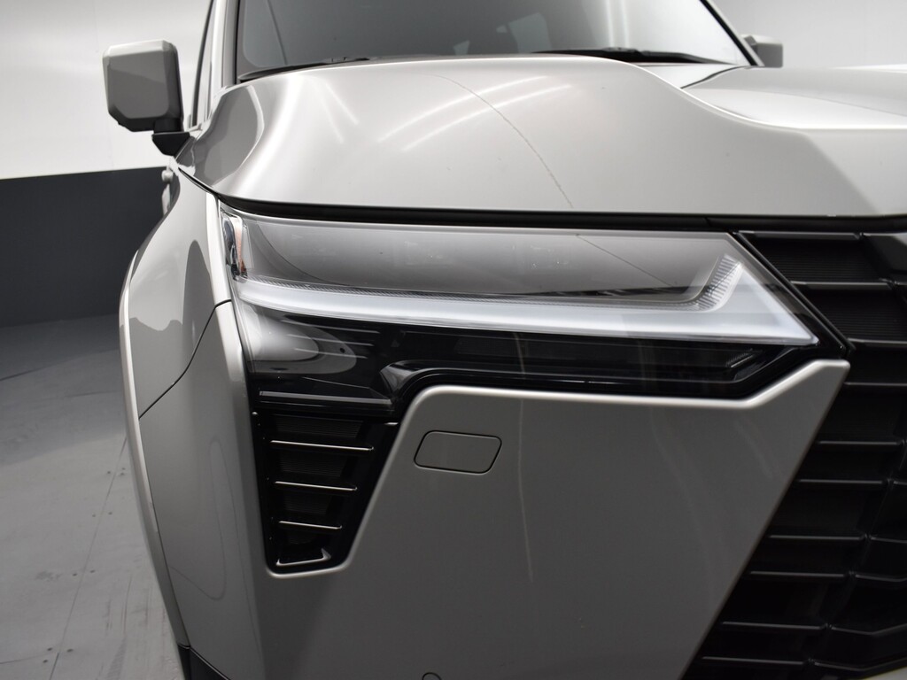 image-4 2024 Lexus GX