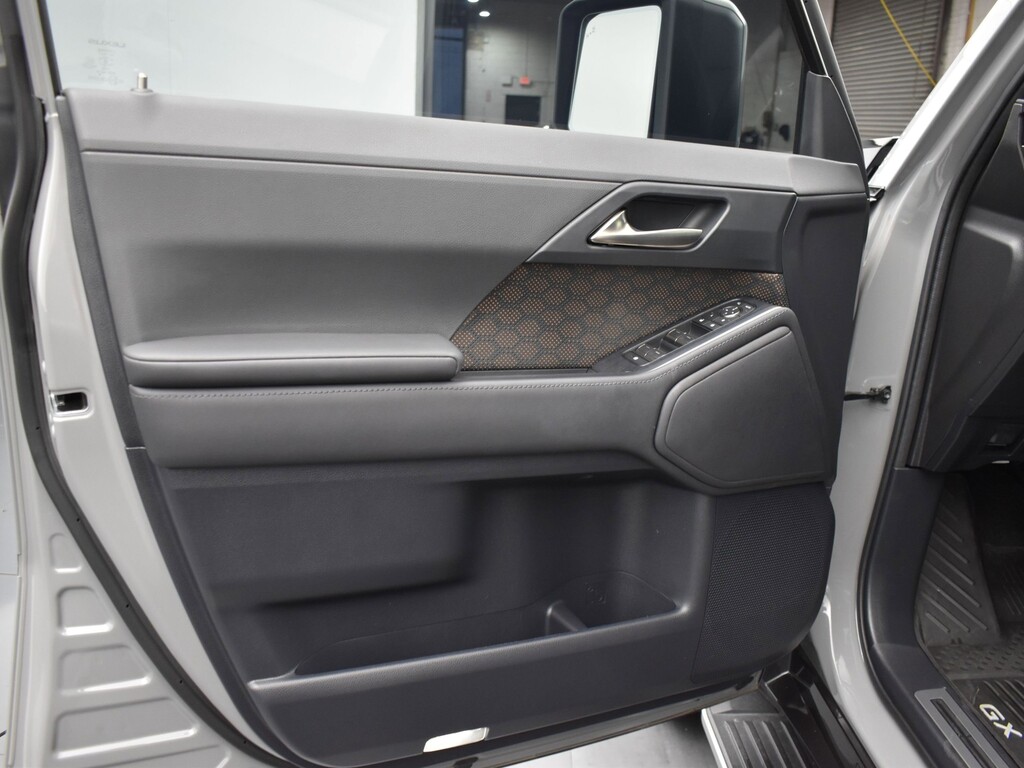 image-7 2024 Lexus GX