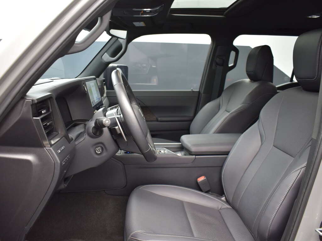 image-11 2024 Lexus GX