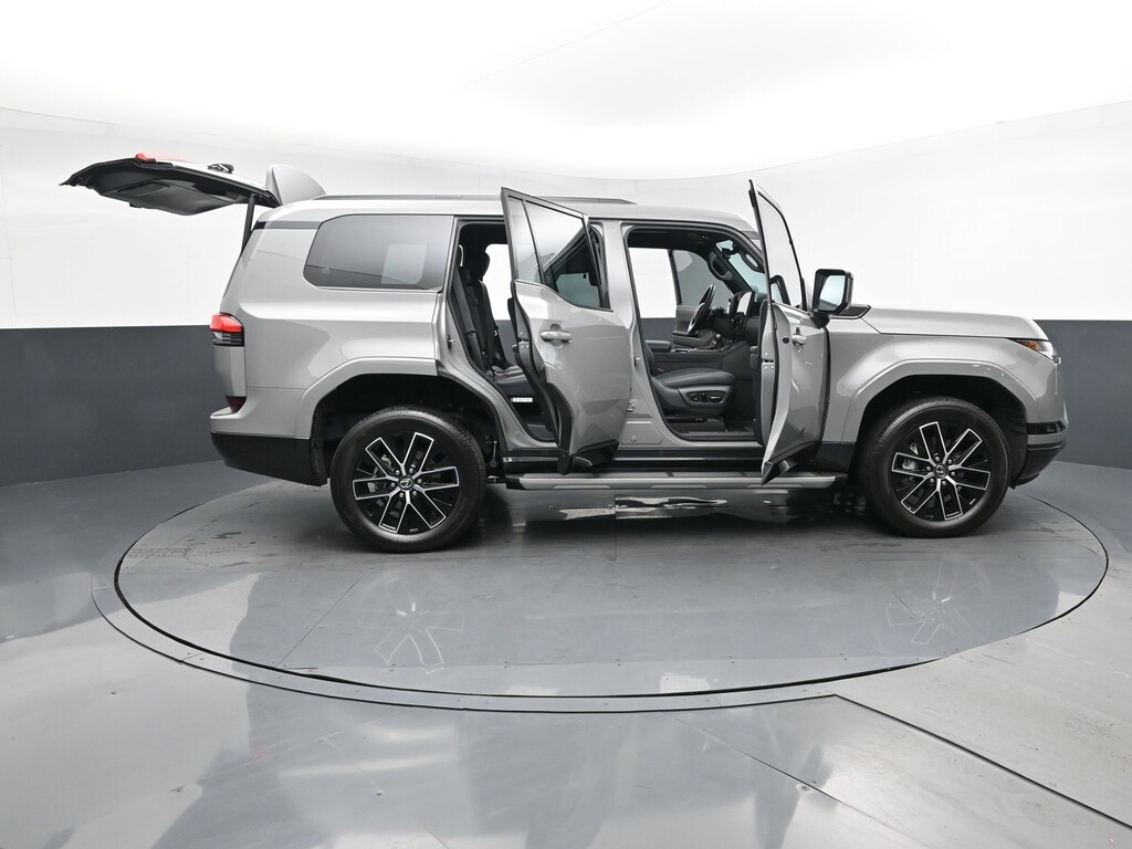 image-28 2024 Lexus GX