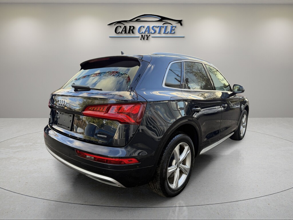 image-7 2020 Audi Q5