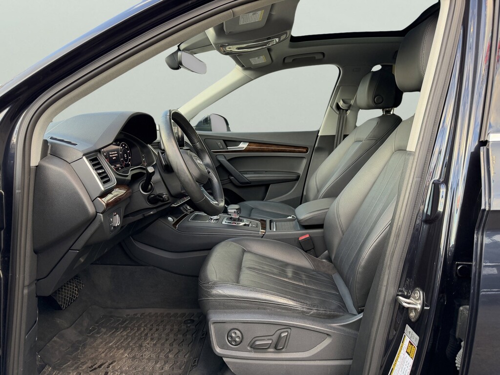 image-24 2020 Audi Q5