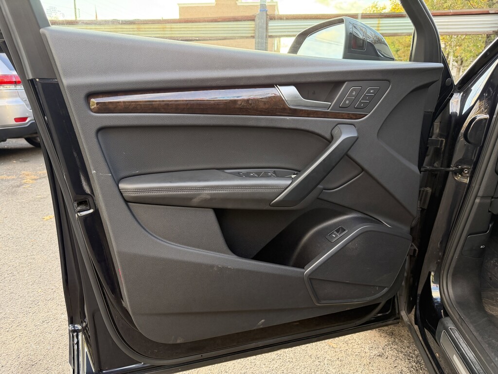 image-26 2020 Audi Q5