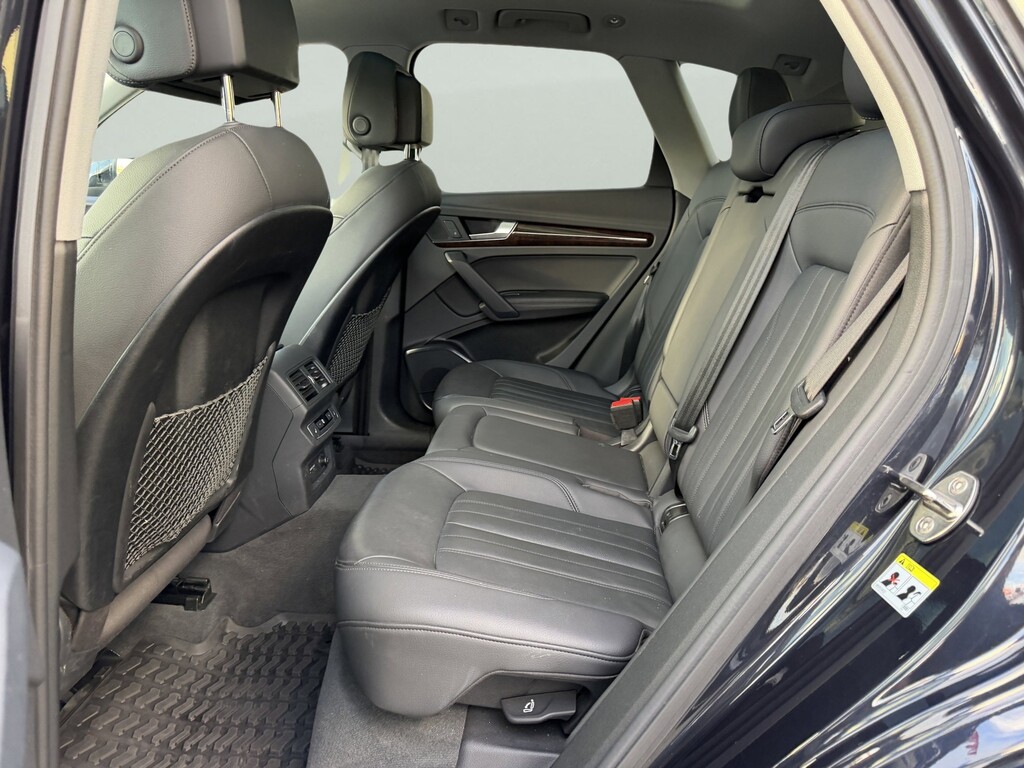 image-36 2020 Audi Q5