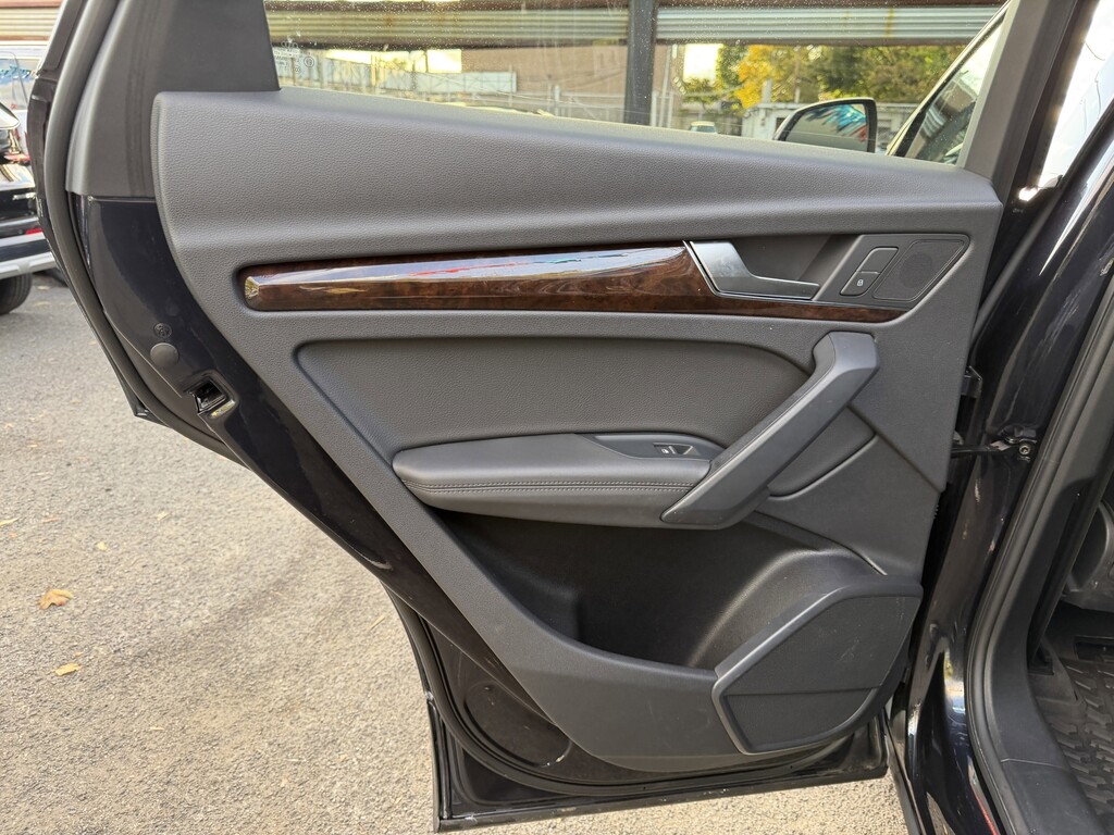 image-38 2020 Audi Q5