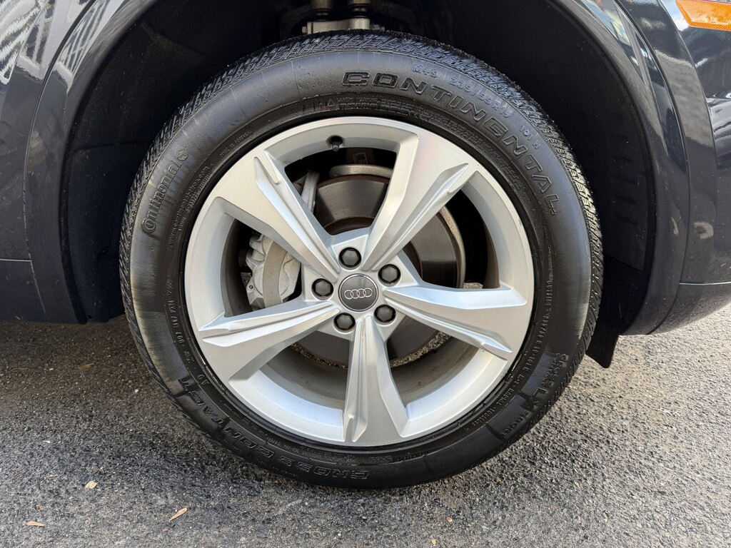 image-20 2020 Audi Q5